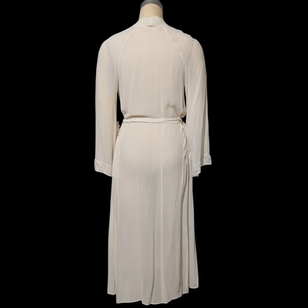 Palmers' Sheer Robe - Picture 4 of 8